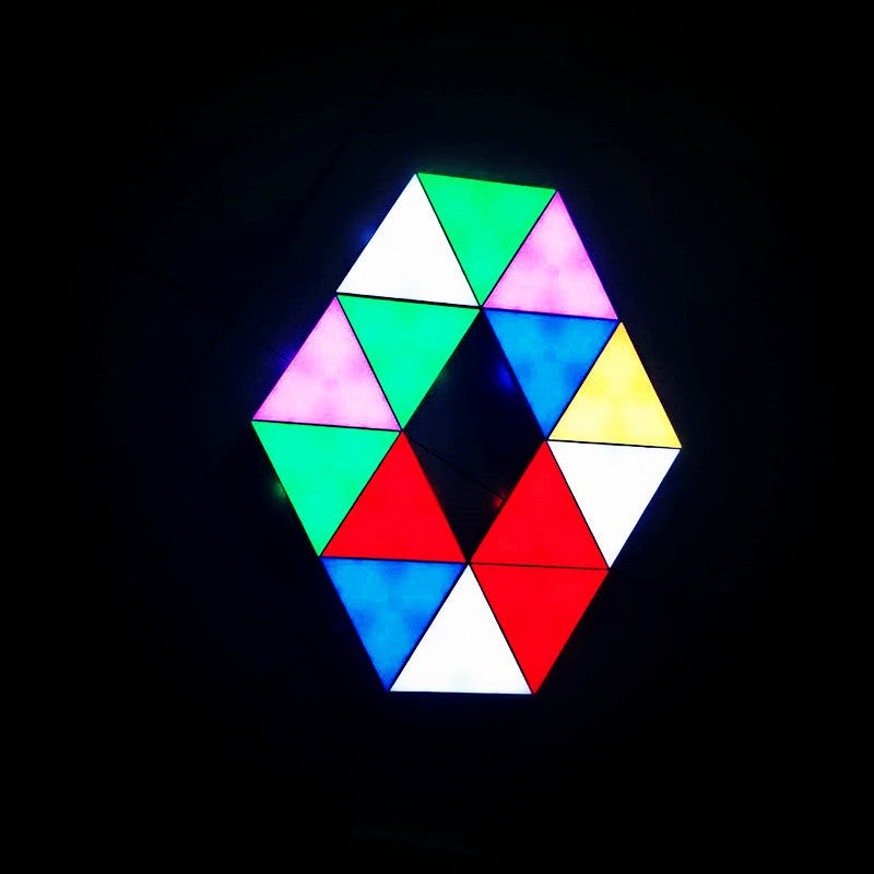 Splicing triangle modular LED lights with RGB color and app control